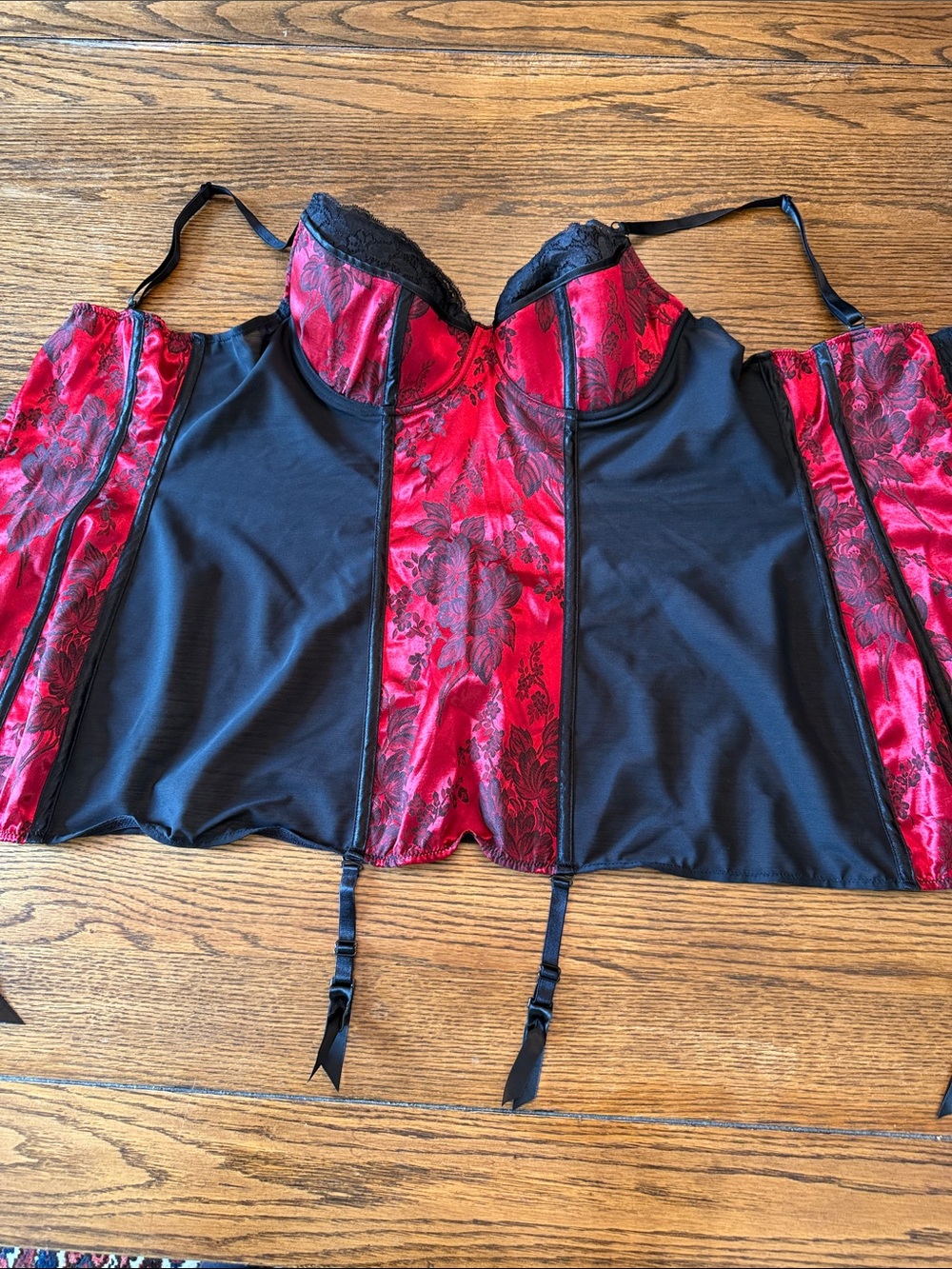 Red Black Floral Corset Bustier Garter Lingerie Plus Size 1X Hips & Curves
